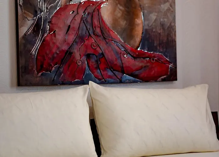 Blloku 2 Bedroom Appartement Tirana